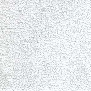 Miyuki Size 15 Seed Bead - Opaque Chalk White - Number 9402 - 5 gramme bag